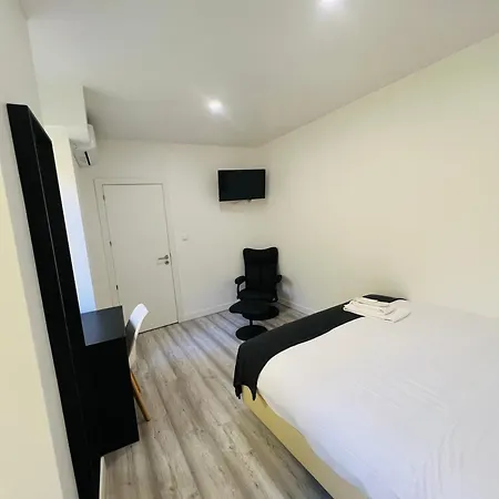 Guest house Sao Lazaro Bhuiyan Family Host *