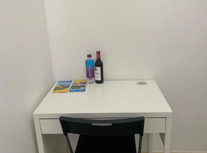 Sao Lazaro Bhuiyan Family Host * Lisboa