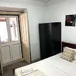 Sao Lazaro Bhuiyan Family Host بيت ضيافة