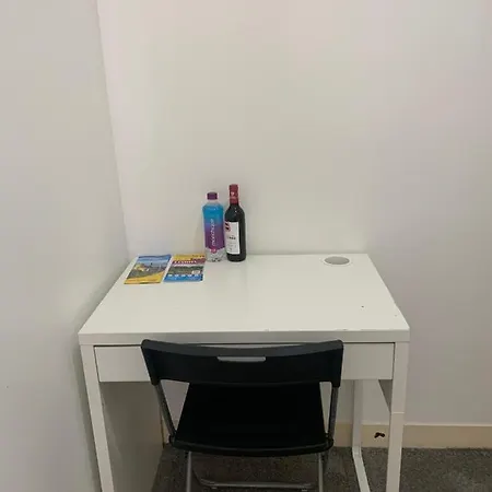 Sao Lazaro Bhuiyan Family Host * Lissabon